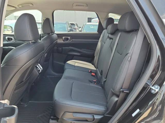 New 2026 Aurora Black Pearl Kia EX image 14
