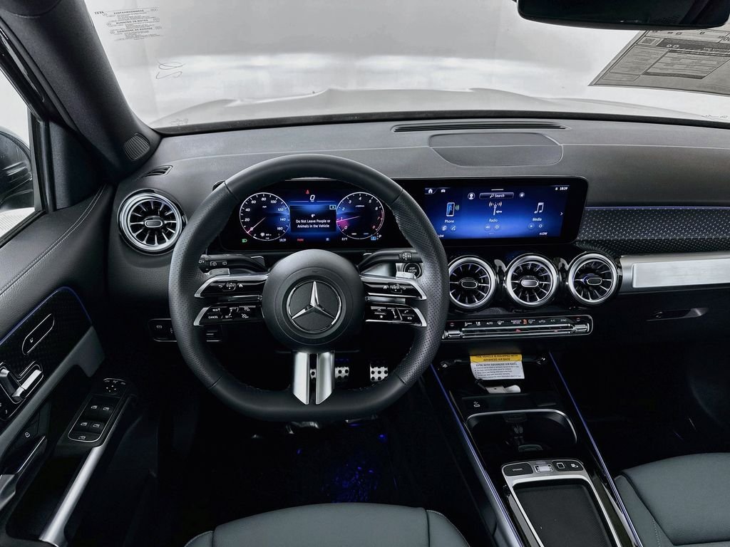 Certified Used 2026  Mercedes-Benz GLB 250 image 22