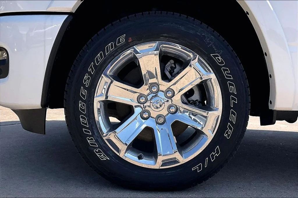 New 2026 Bright White Clear-Coat Exterior Paint RAM Big Horn/Lone Star image 10