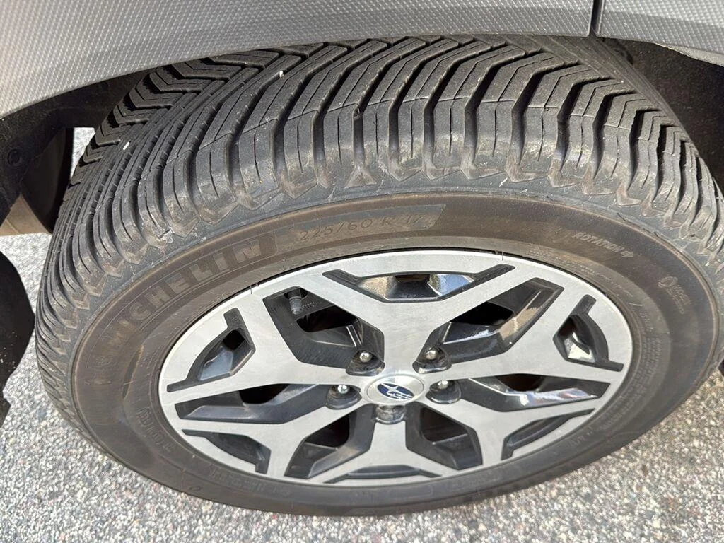 Used 2021 Magnetite Gray Metallic Subaru Premium image 7
