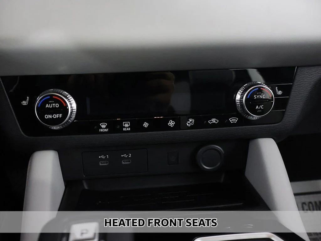 2025 Mitsubishi Outlander SE - Photo 9
