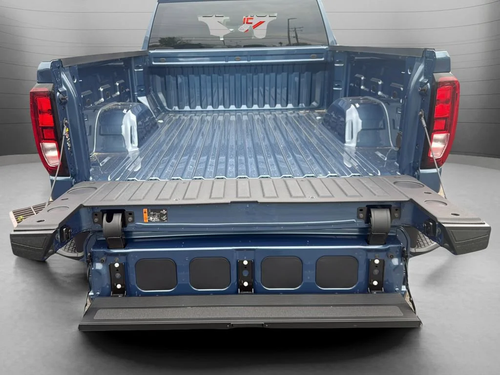 New 2026 DOWNPOUR METALLIC GMC Elevation image 14