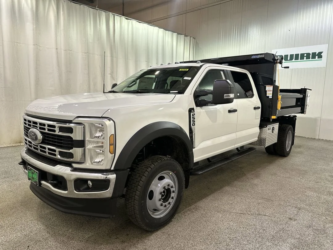 2026 Ford F-550 Super Duty Chassis Cab XL - Photo 4