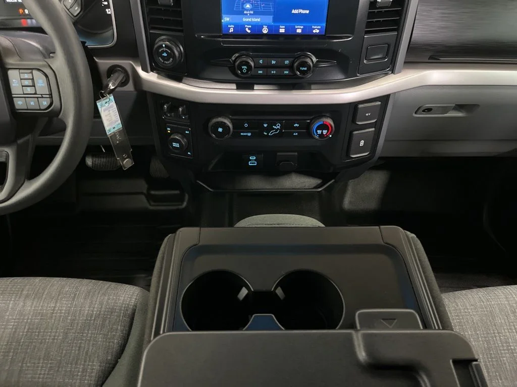Used 2023 White Ford XL image 10
