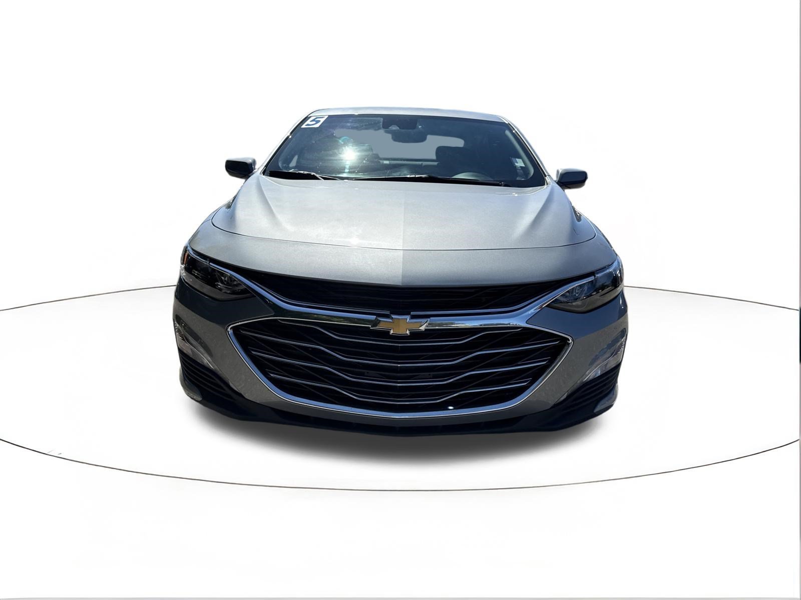Used 2025 Sterling Gray Metallic Chevrolet LT image 8