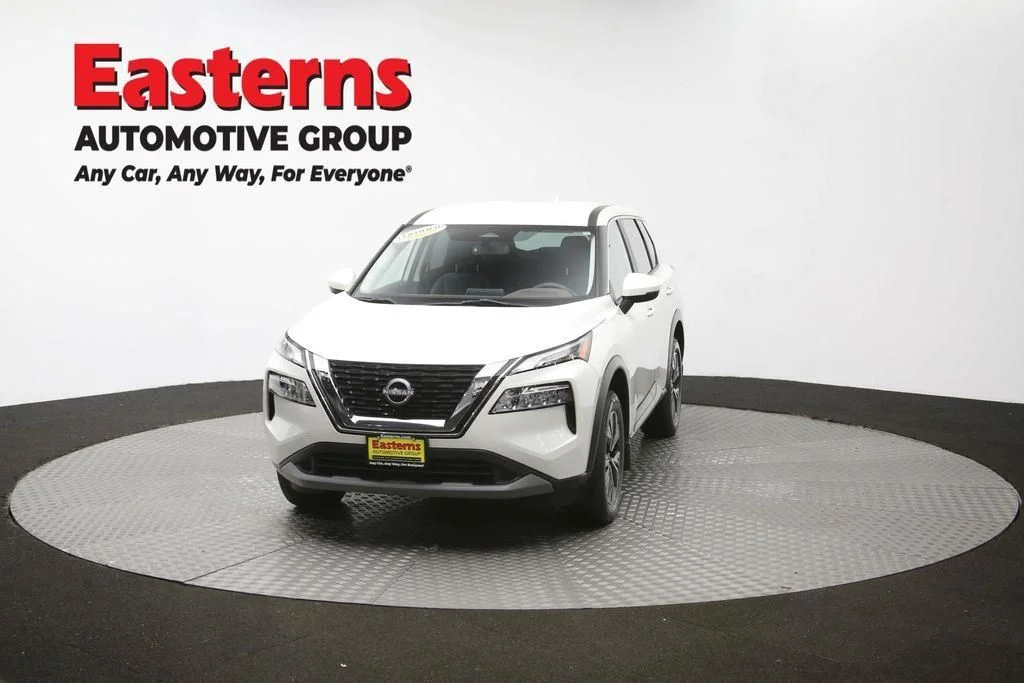 Used 2023 White Nissan SV image 55