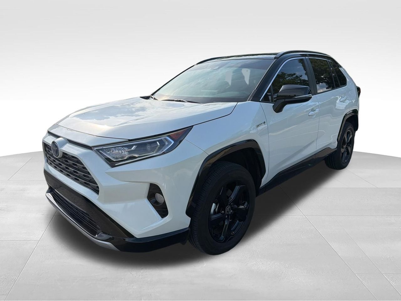 2021 Toyota RAV4 Hybrid XSE AWD's photo