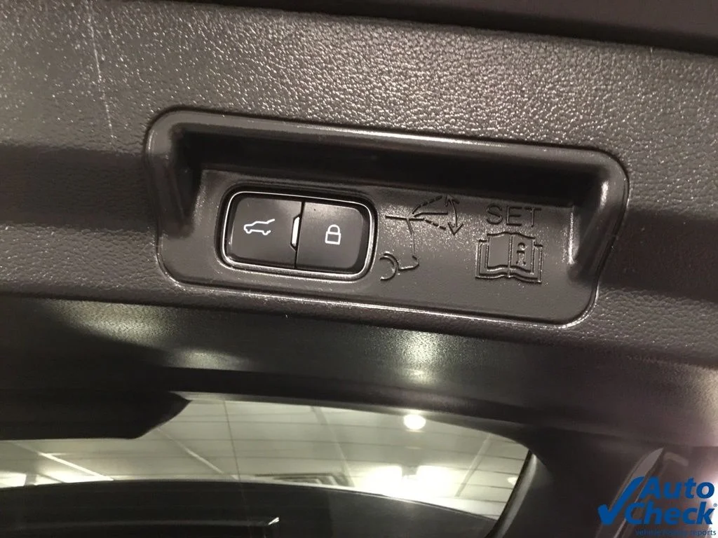 2022 Ford Explorer XLT - Photo 13