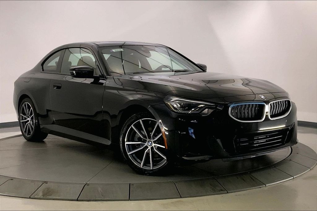 Used 2025 Black Sapphire Metallic BMW  image 11