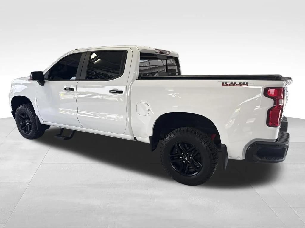 Used 2021 White Chevrolet LT Trail Boss image 4