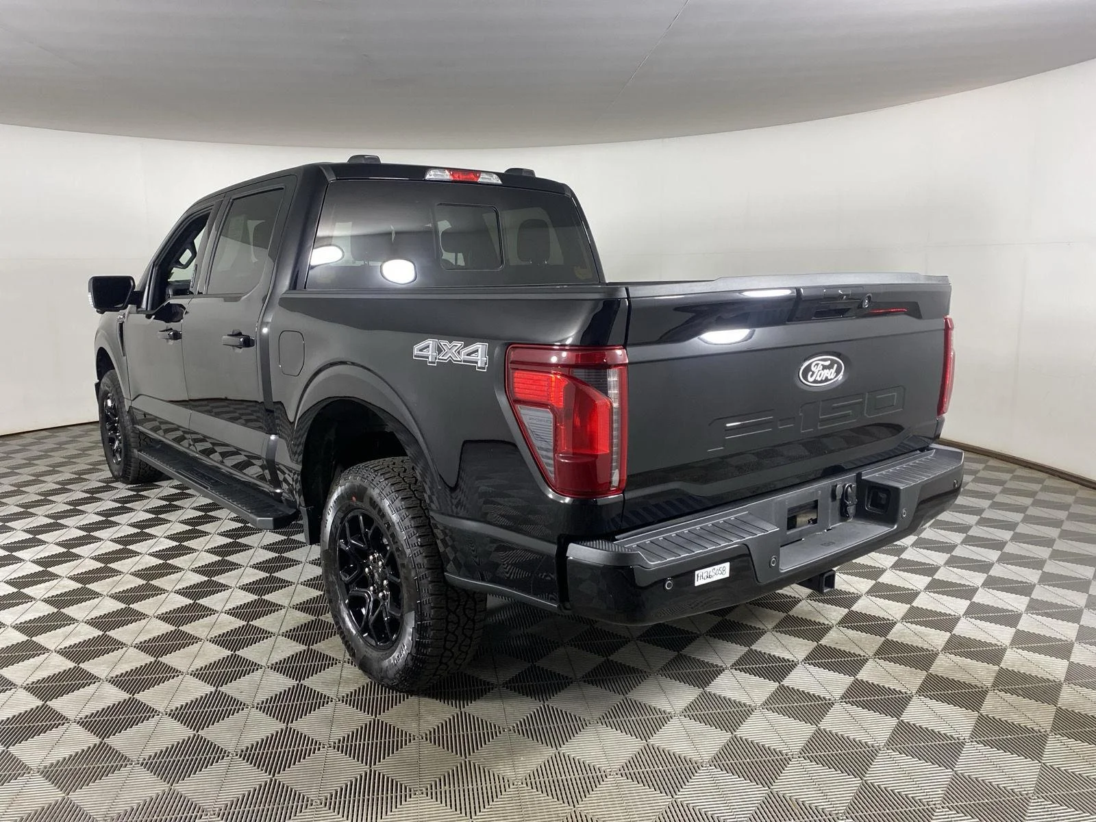 Used 2026 Agate Black Ford  image 5