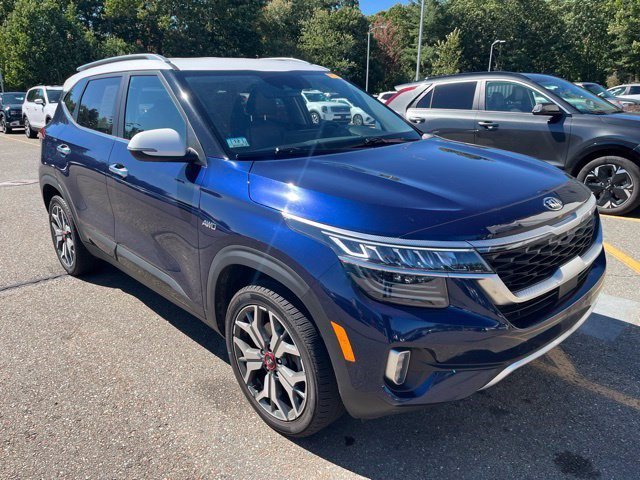 Used 2021 Dark Ocean Blue/White Roof Kia SX image 1