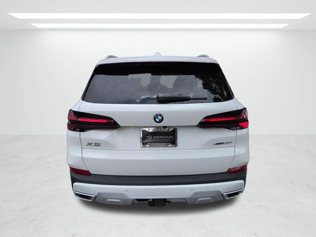 New 2026 Alpine White BMW xDrive40i image 5