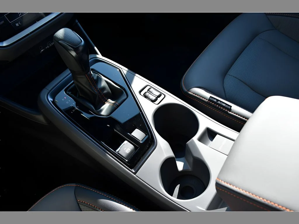 New 2026 MAGNETITE GRAY PEARL Subaru Limited Hybrid image 33