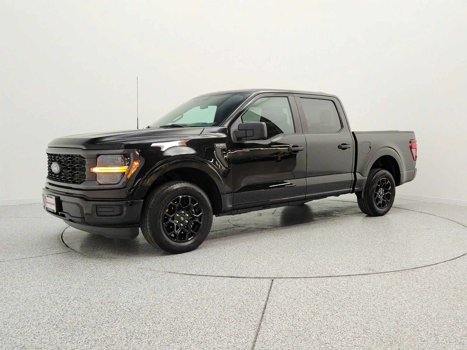 2025 Ford F-150 STX SuperCrew 5-1/2 Box's photo