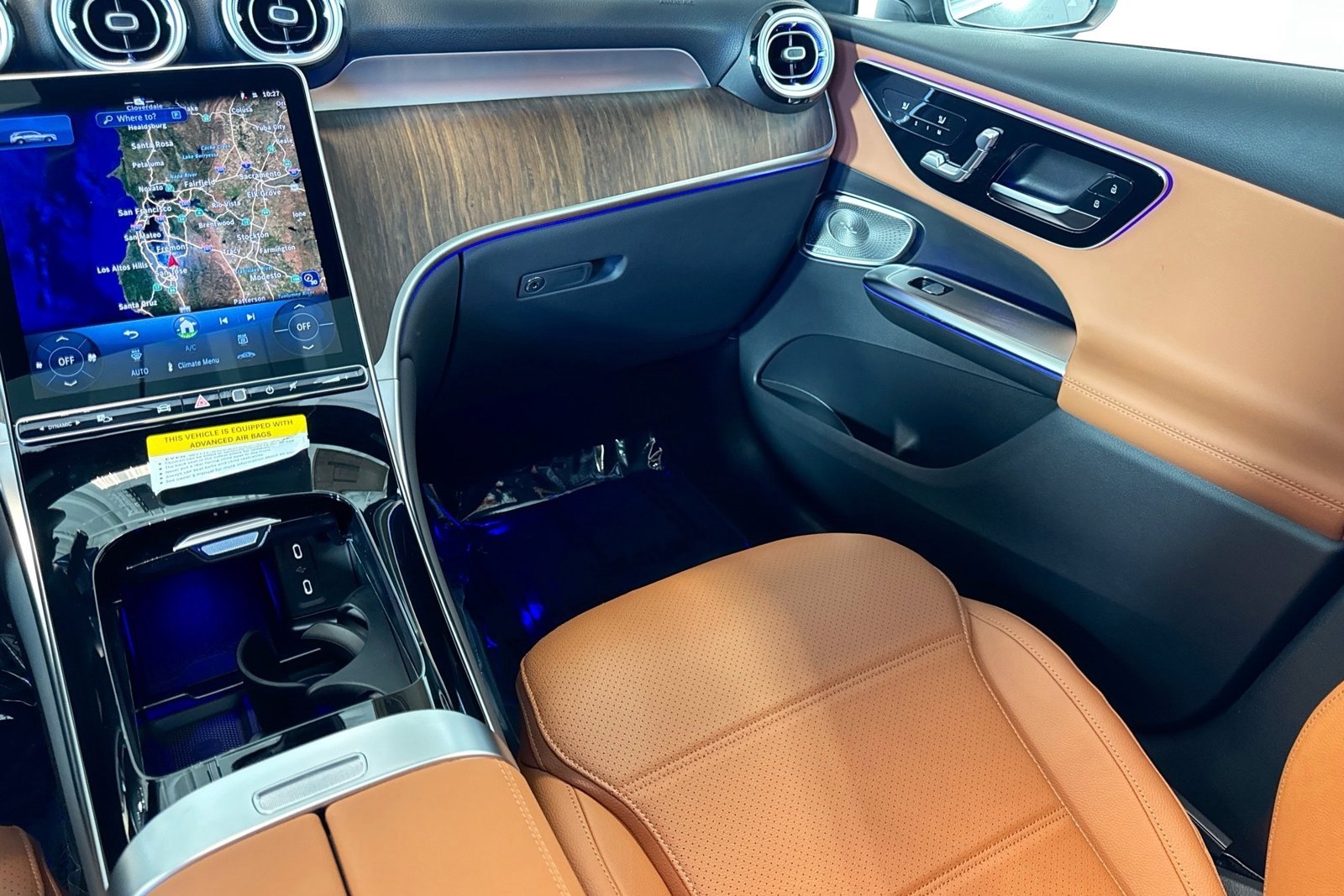 New 2026 Black Mercedes-Benz GLC 300 image 21