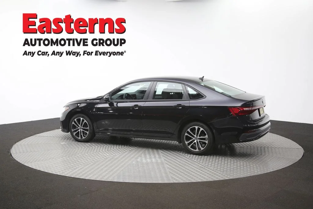 Used 2025 Black Volkswagen 1.5T Sport image 61