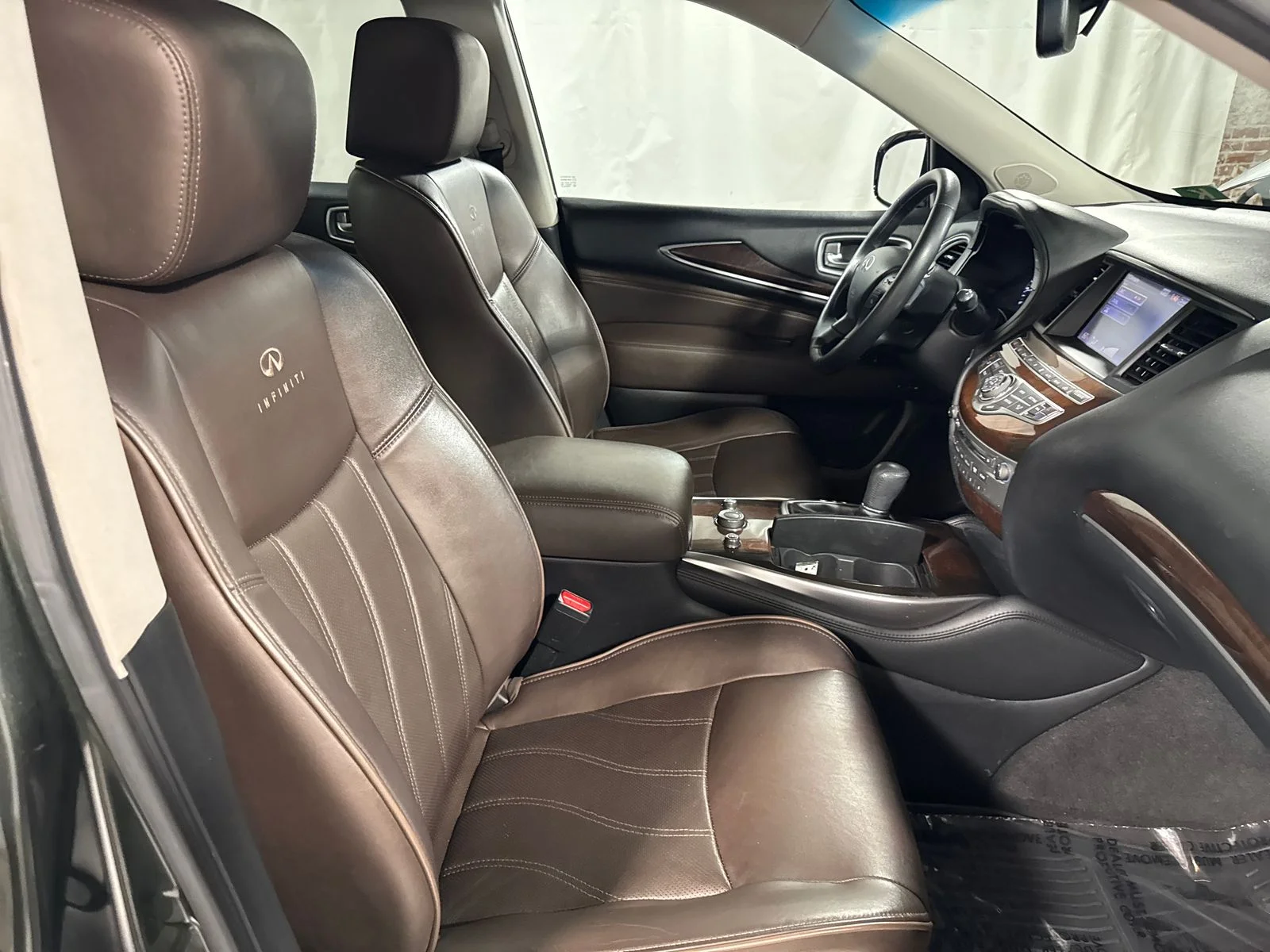 Used 2013 Green INFINITI Base image 31