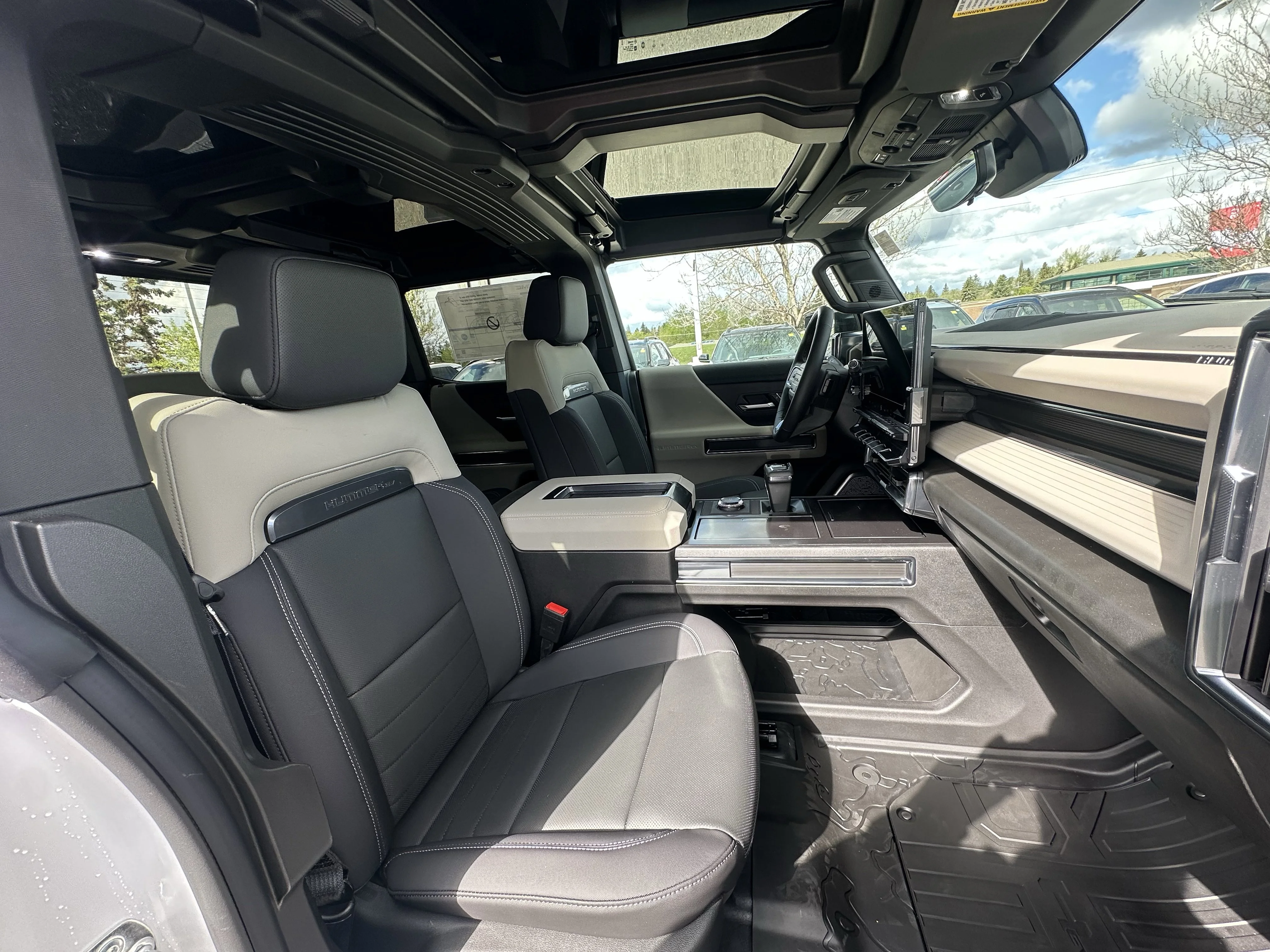 New 2026 Interstellar White GMC 2X image 19