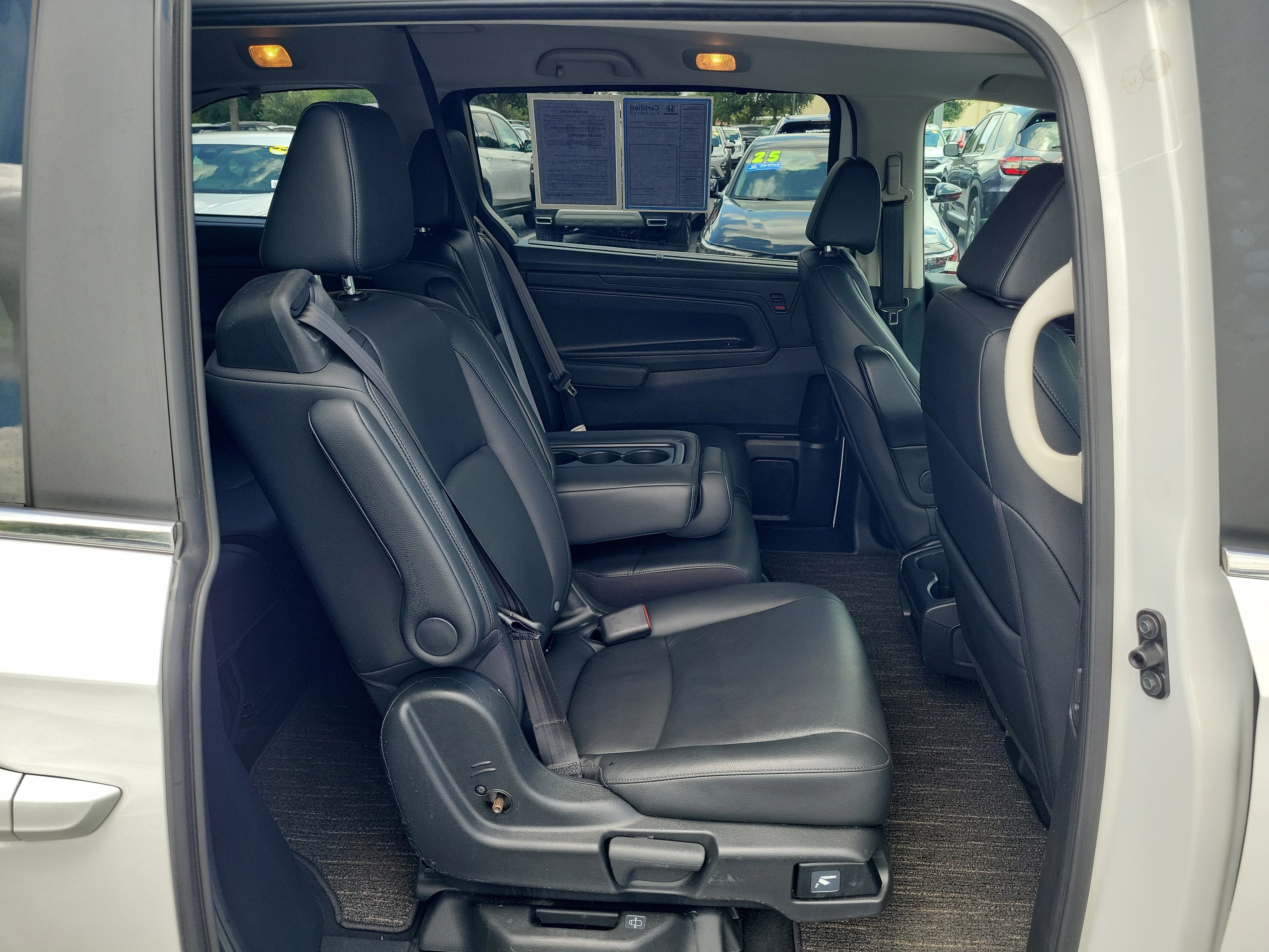 2025 Honda Odyssey EX-L - Photo 7