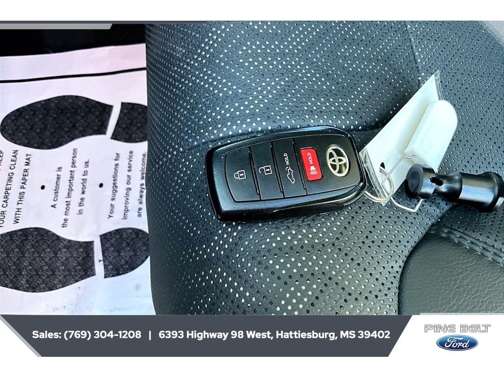 Used 2023 Ice Cap Toyota SR5 image 10