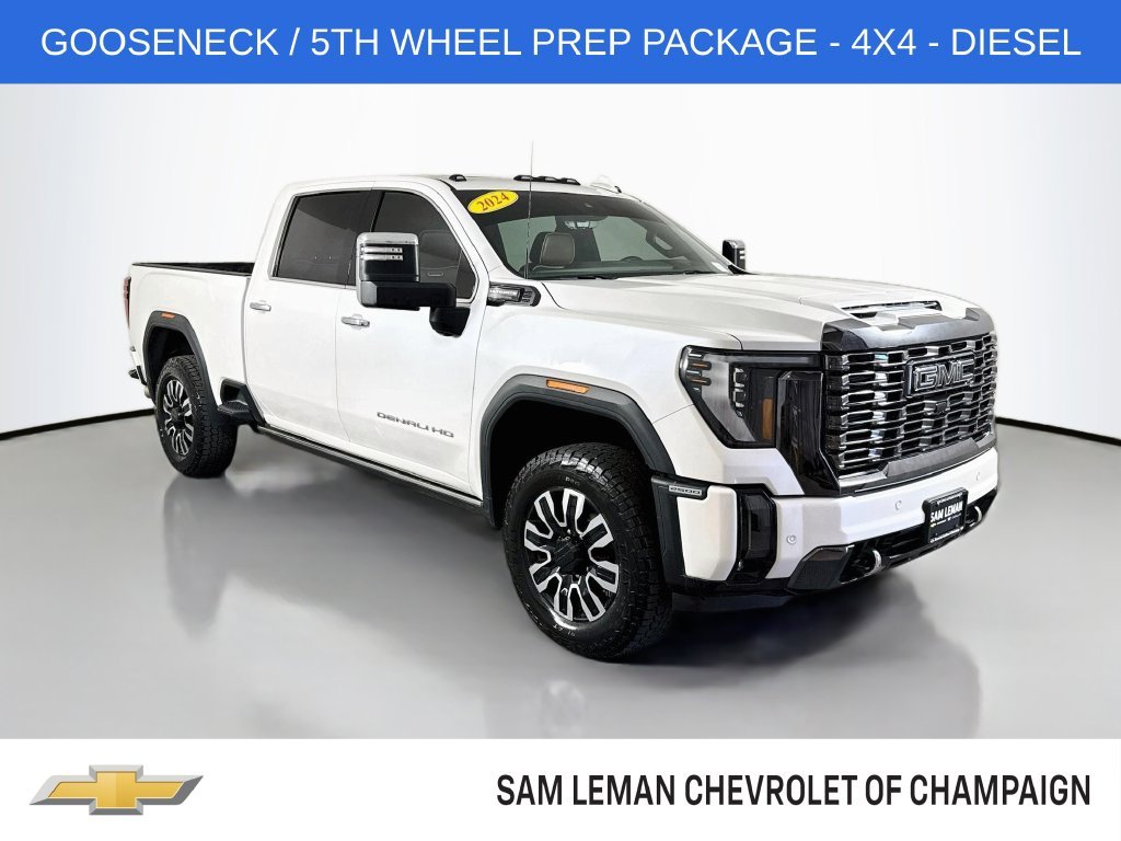 Used 2024 White Frost Tricoat GMC Denali Ultimate image 1