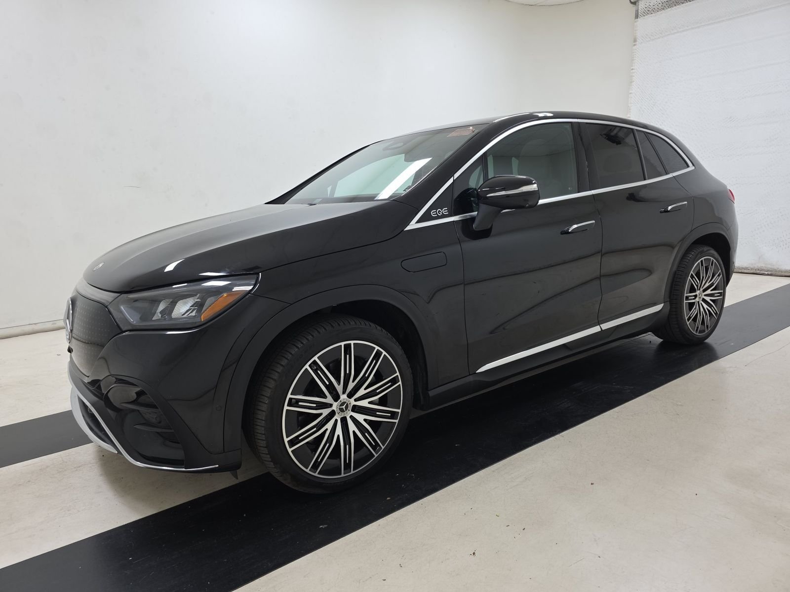 Used 2023 Black Mercedes-Benz 350 SUV image 1