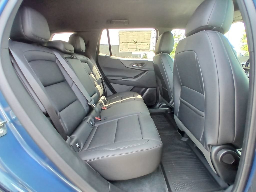 2027 Chevrolet Equinox LT - Photo 17