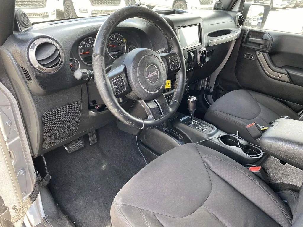 Used 2013 Silver Jeep Sport image 9