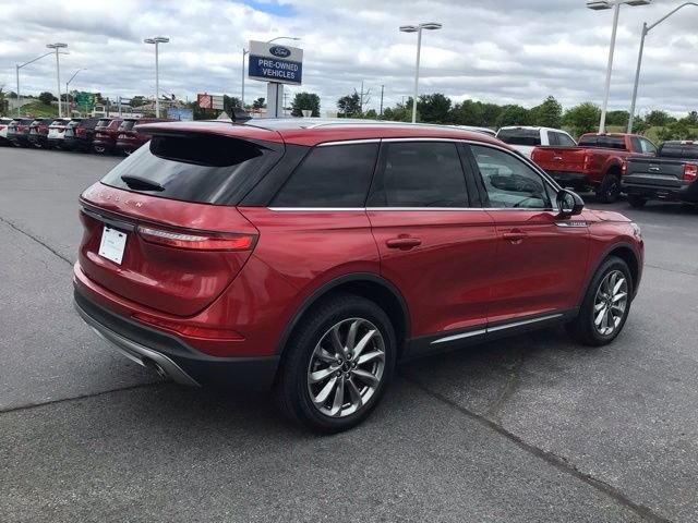 Used 2022 Red Lincoln Standard image 5