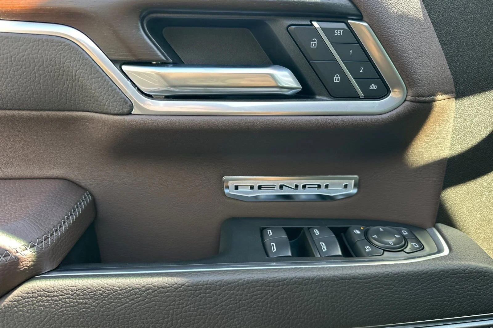 2026 GMC Sierra 1500 Denali - Photo 9