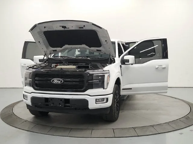 Used 2024 Oxford White Ford LARIAT image 11