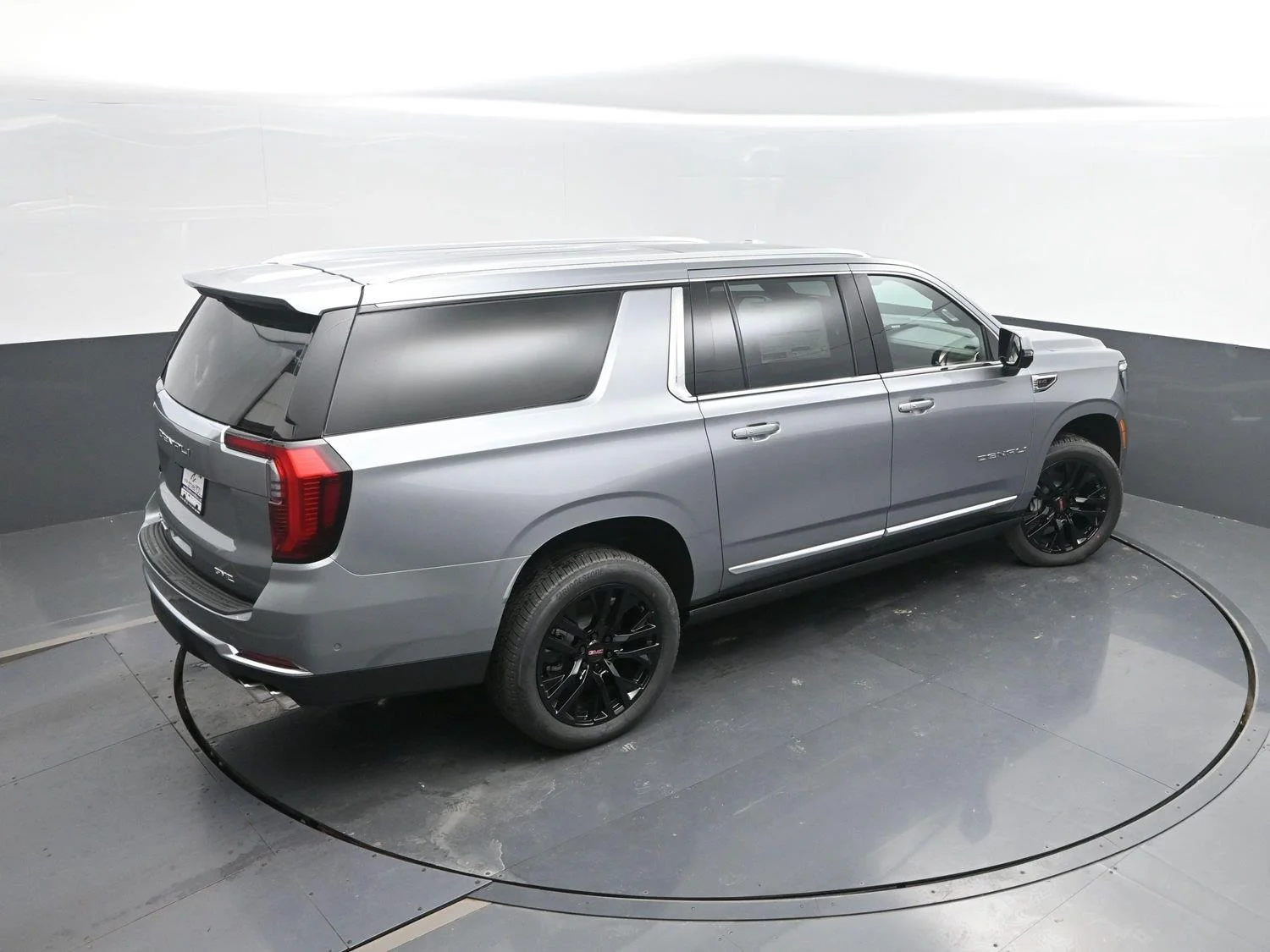 2026 GMC Yukon XL Denali - Photo 47