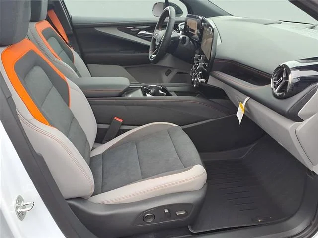 New 2026 Polar White Tricoat Chevrolet SS image 19