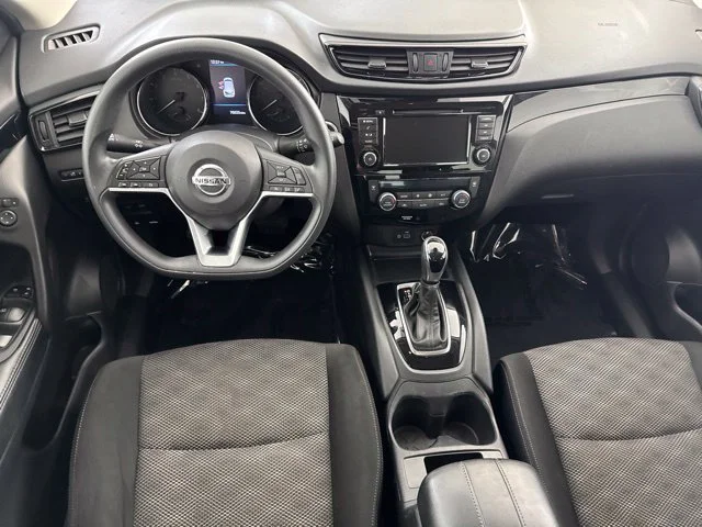 Used 2020 Gray Nissan SV image 26