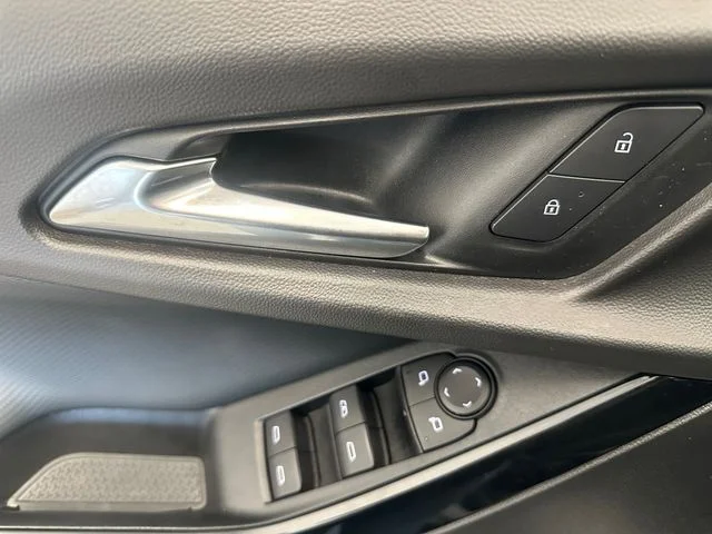 Used 2025 Gray Chevrolet LT image 18