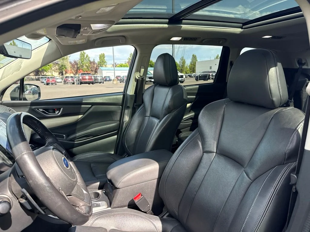 Used 2021 Magnetite Gray Metallic Subaru Limited image 9
