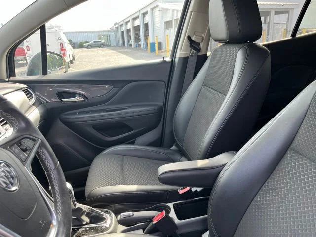 Used 2022 Black Buick Preferred image 8