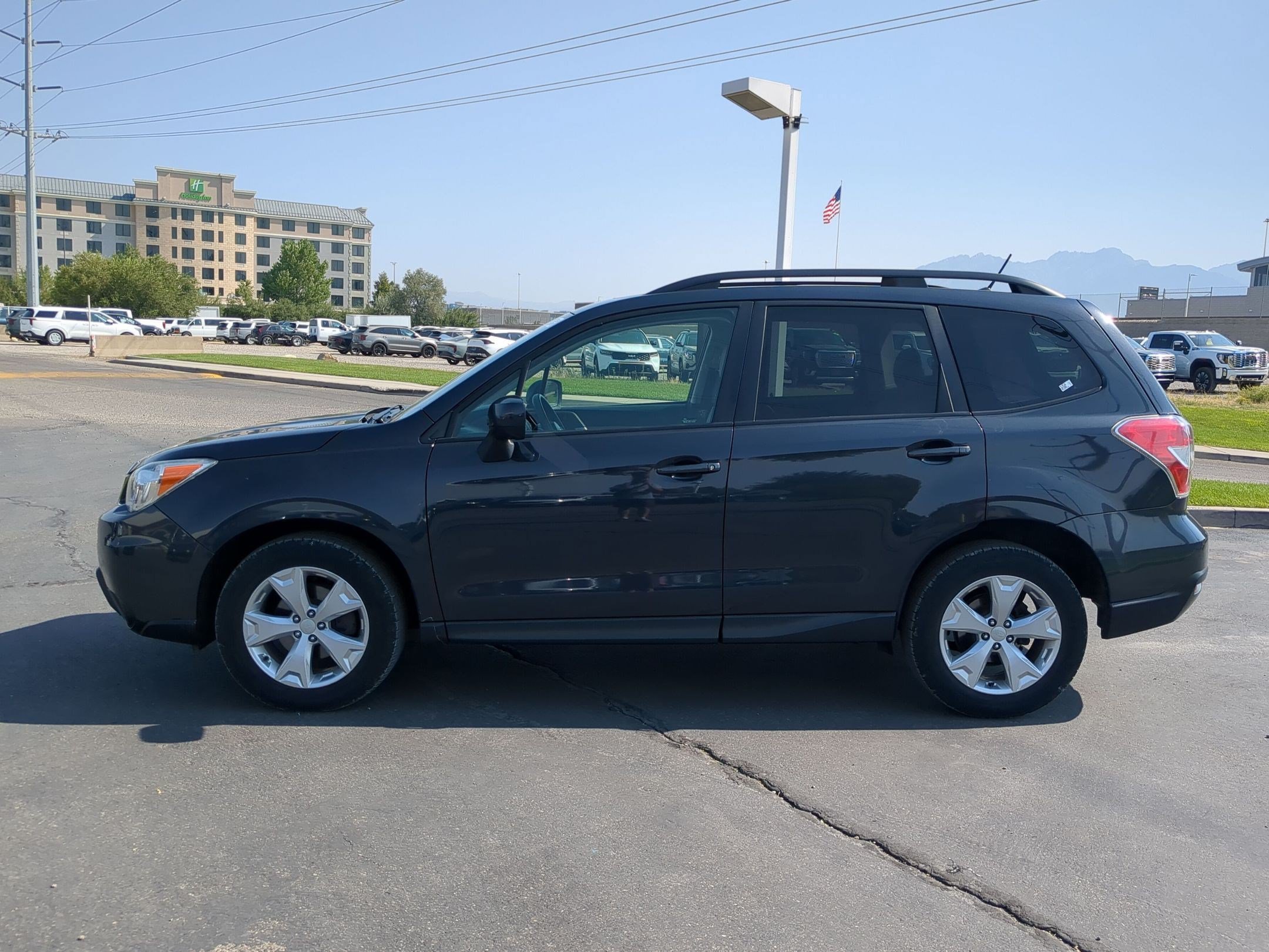Used 2015 Subaru Forester i Premium with VIN JF2SJADC4FH472083 for sale in South Jordan, UT