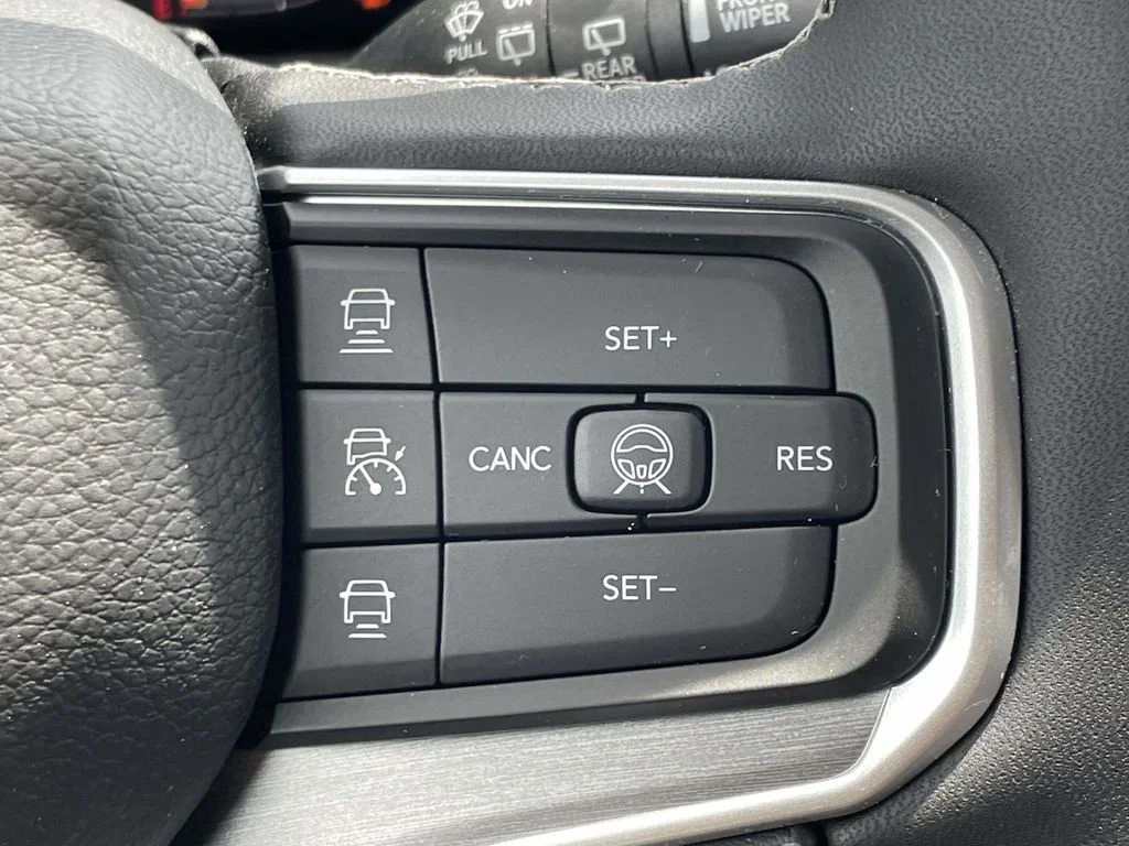 New 2026 High Gloss Black Jeep Limited Reserve image 33