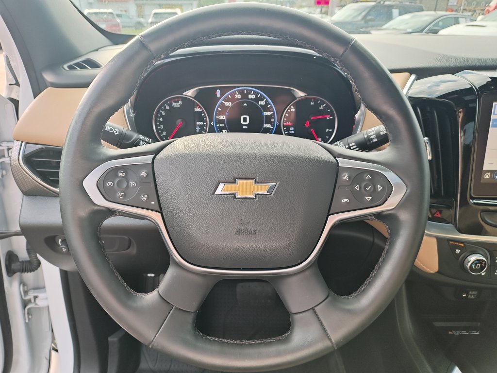 Used 2023 White Chevrolet Premier image 19