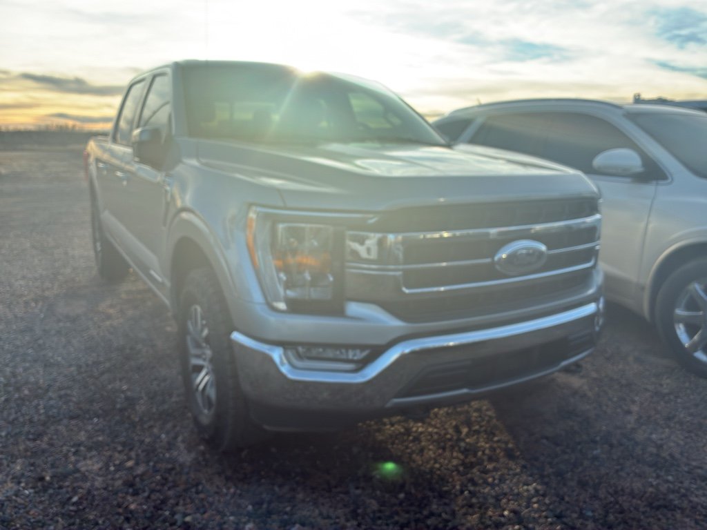 Used 2021 Iconic Silver Metallic Ford LARIAT image 3