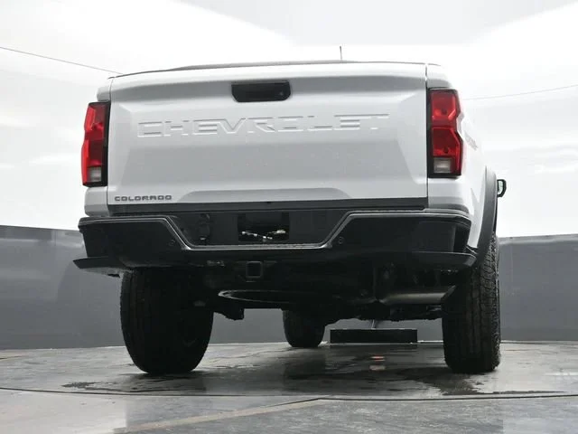New 2026 Summit White Chevrolet Trail Boss image 10