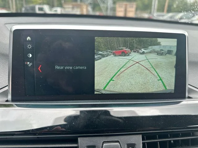 Used 2018 Black BMW sDrive28i image 17