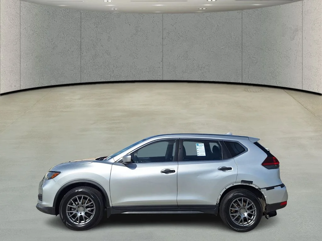 Used 2019 Nissan Rogue S with VIN JN8AT2MT3KW252874 for sale in Harvey, LA