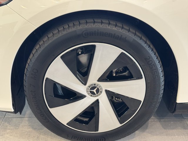 New 2027 Polar White Mercedes-Benz CLA 250+ image 8