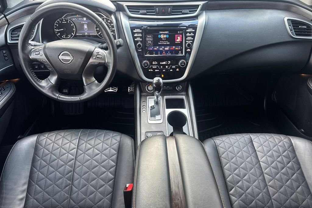 Used 2023 Silver Nissan Platinum image 14