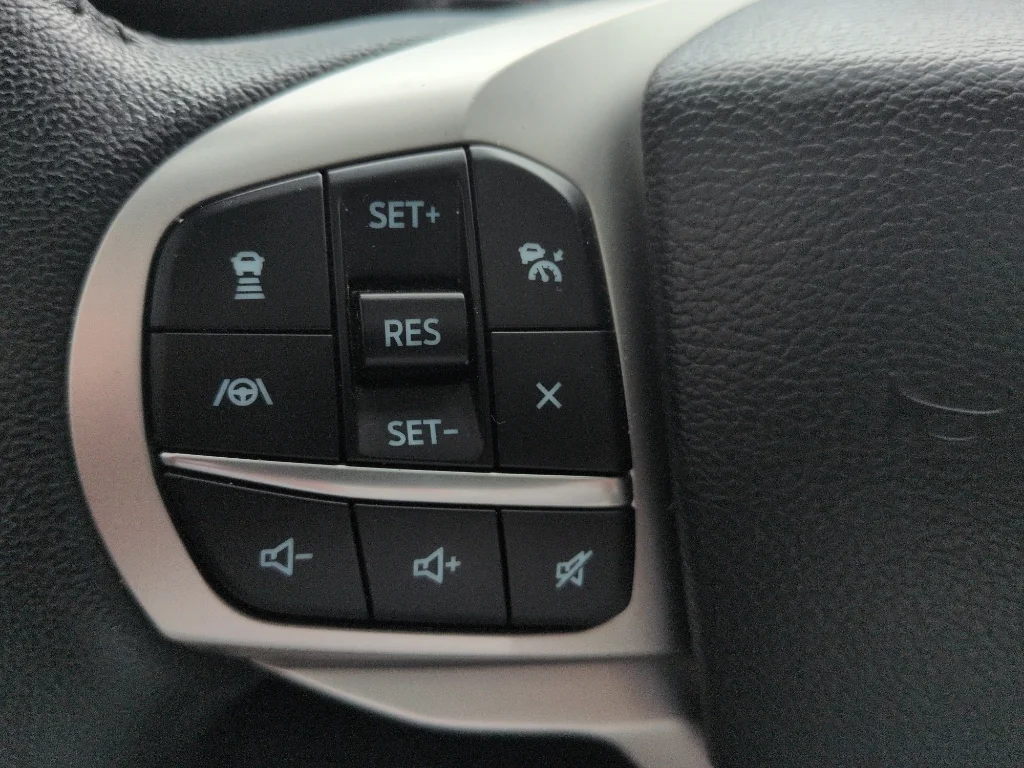 Used 2023 Agate Black Ford XLT image 16