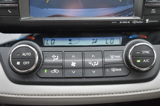 Used 2018 White Toyota Limited image 31