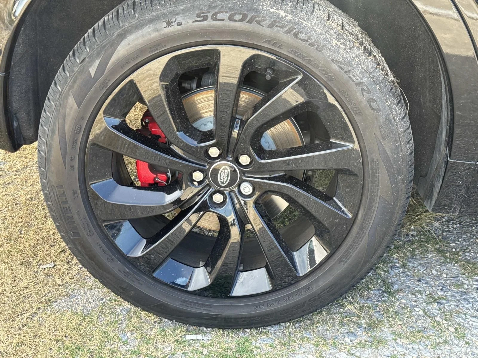 Certified Used 2025 Black Land Rover S image 3